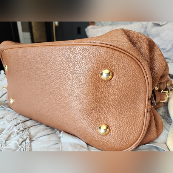 Louis Vuitton Monogram Mahina L Leather Carmel Hobo Bag Tote Purse Shoulder Tan - Picture 4 of 12